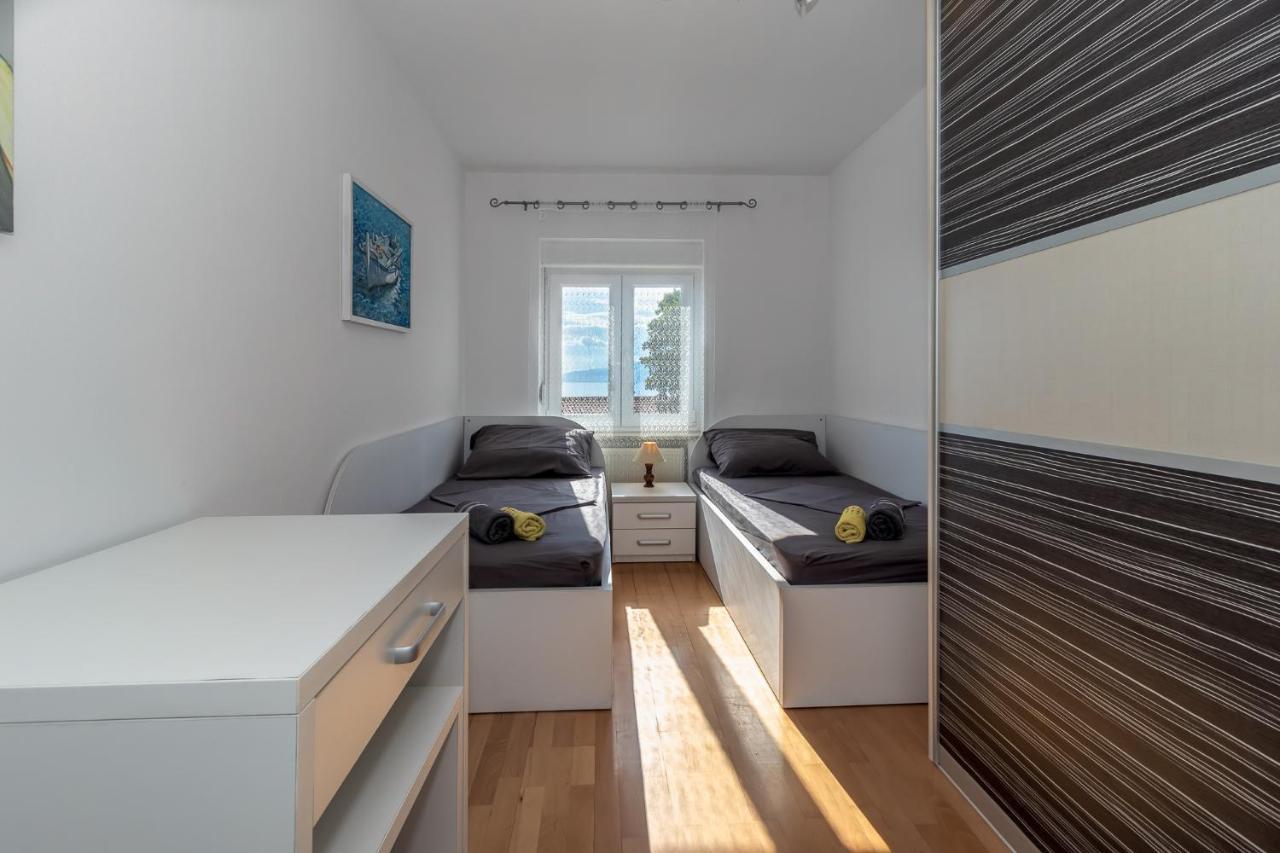 Apartment Skoljka *