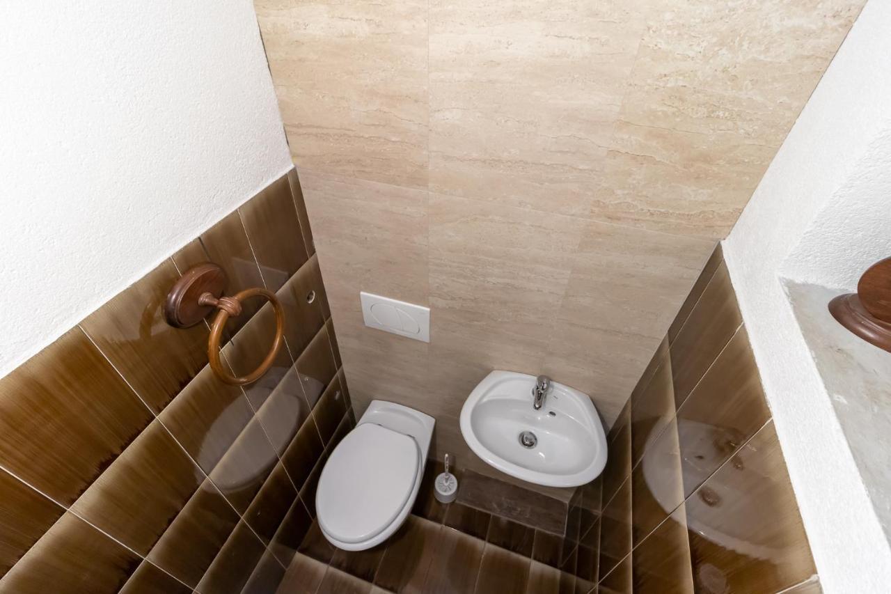 Skoljka Apartment *